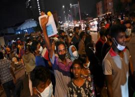 இலங்கை சென்று அடைந்த இந்திய நிவாரண பொருள்கள்..
